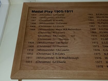 Example-of-Wooden-Honours-Board